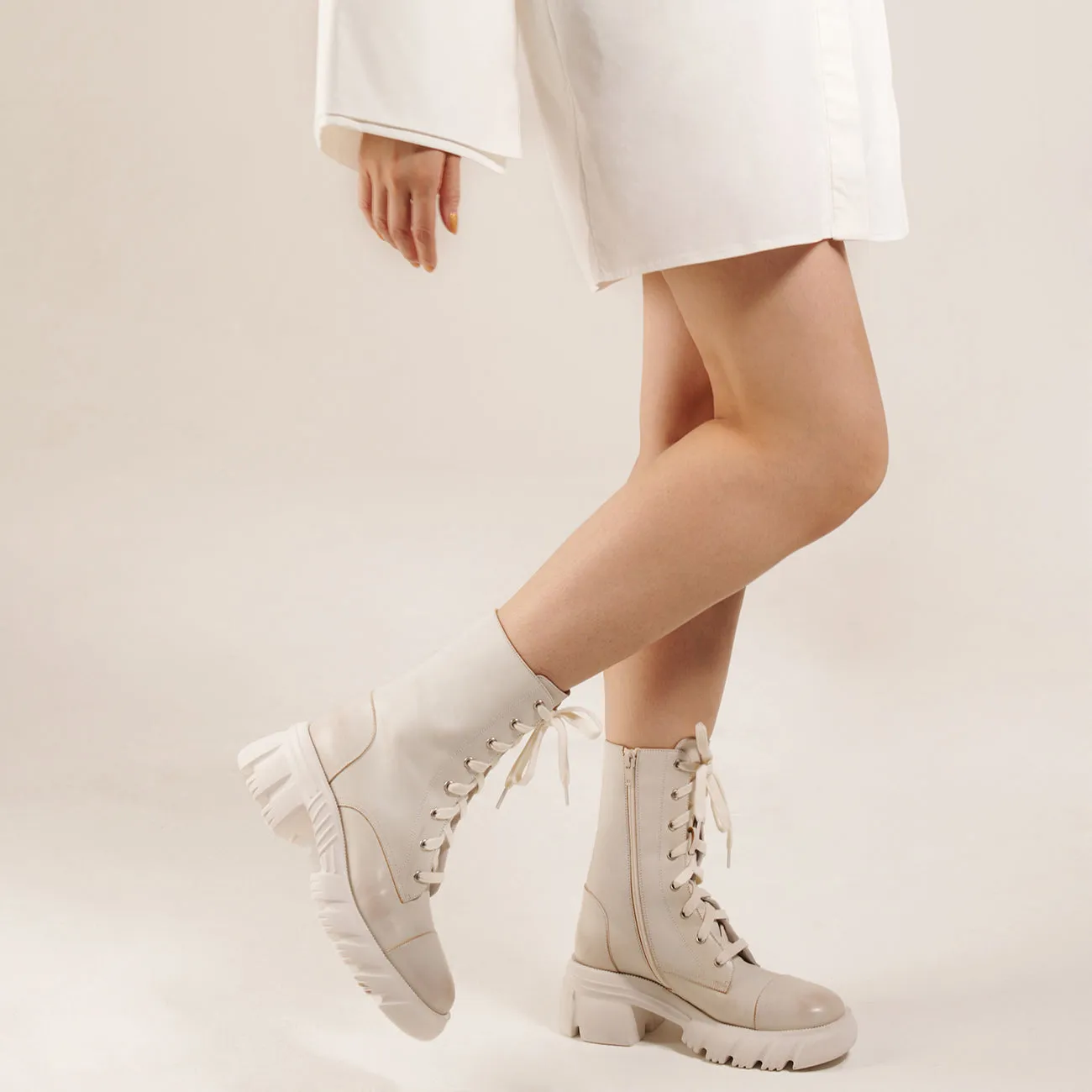Beracamy Chunky Zip Logger Boot - White