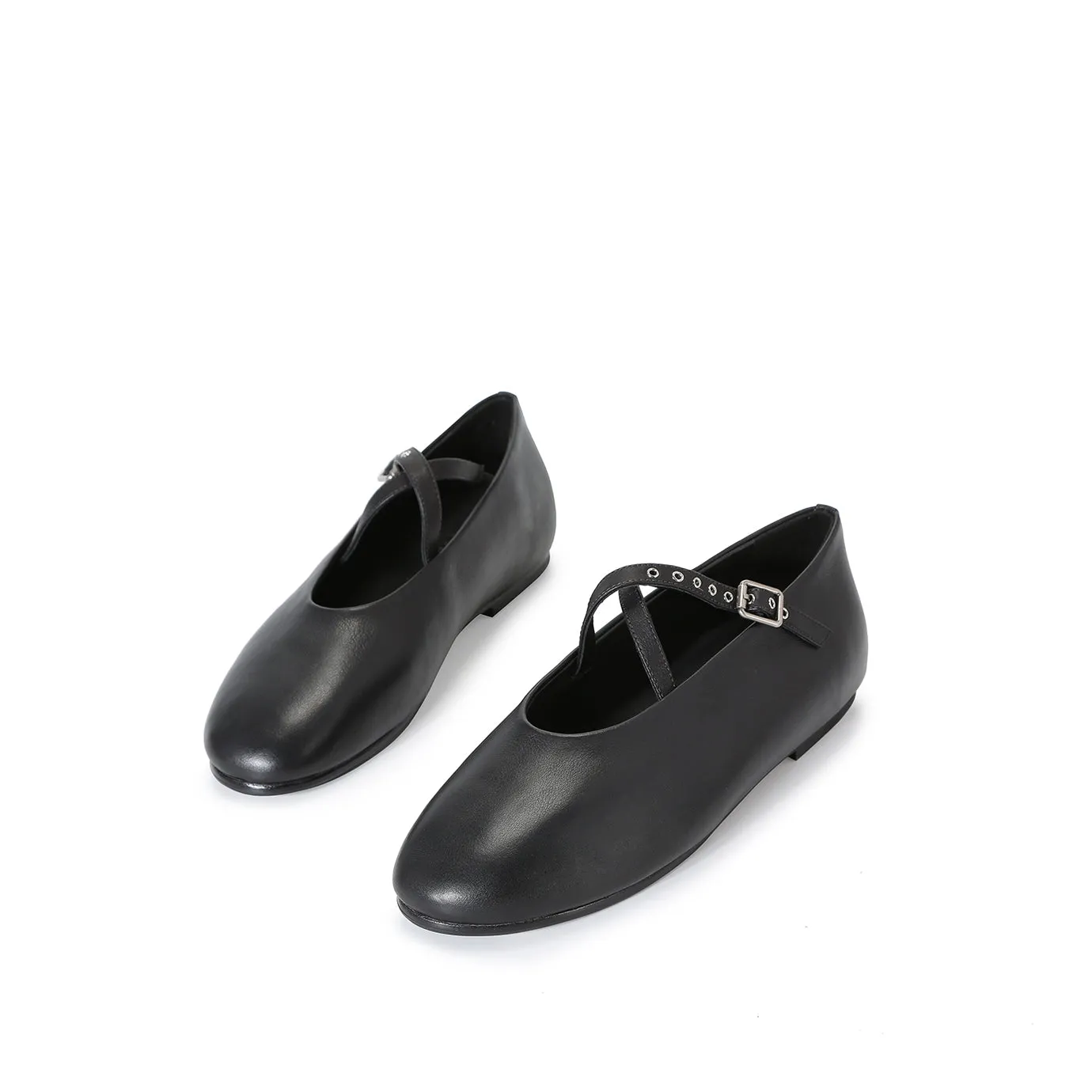 Beracamy Eyelets Cross-Band Round Ballerina - Black