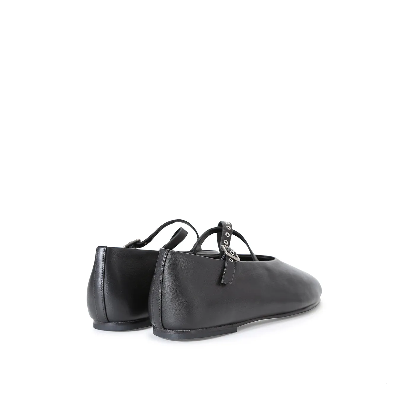 Beracamy Eyelets Cross-Band Round Ballerina - Black