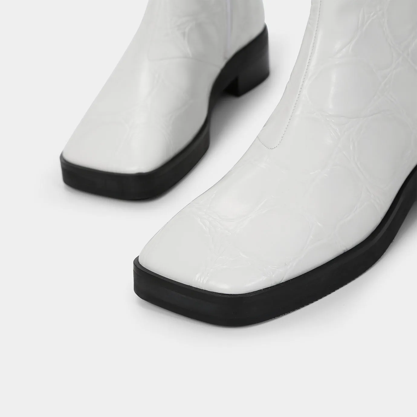 Beracamy QUENTIN Zip Ankle Boots - Croc-Embossed White