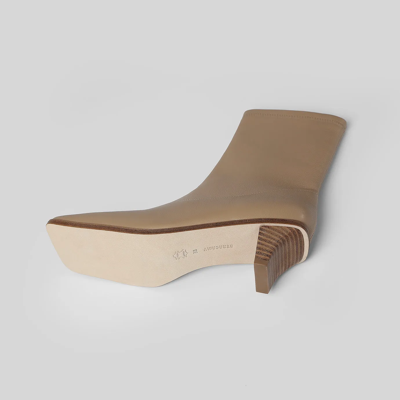 Beracamy Square Ankle Boots - Oat
