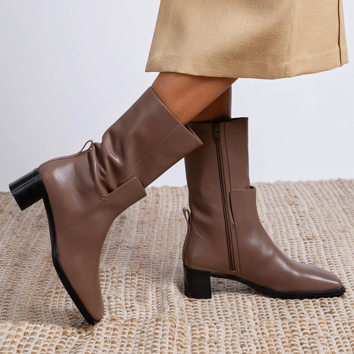 Beracamy Square Block Heel Boot - Turtledove