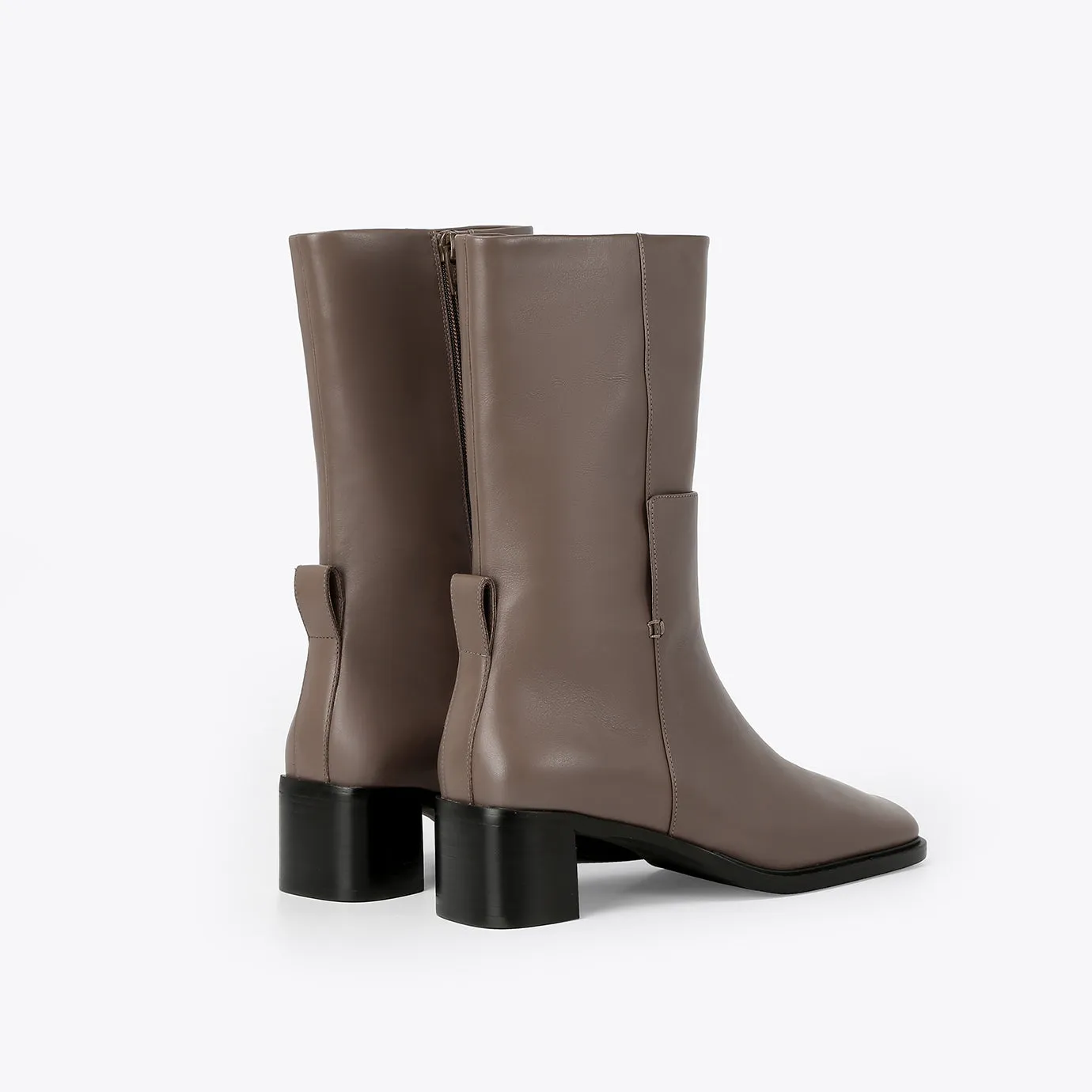 Beracamy Square Block Heel Boot - Turtledove